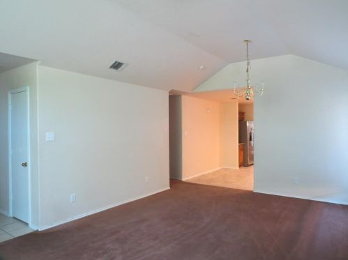 140 Buckskin Dr, Waxahachie, TX 75167-4829