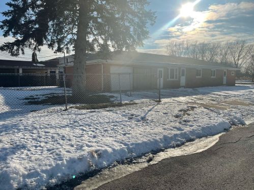429 Superior Ave, Calumet City, IL 60409-2418