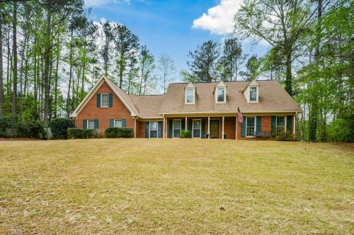 179 Lakeside Dr, Kennesaw, GA 30144-3067