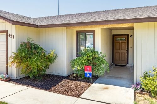 431 Veronica Dr, Lake Nacimiento, CA 93446-3242