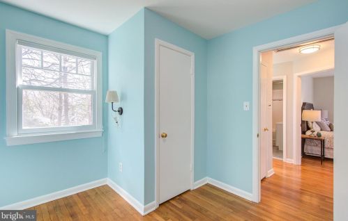 24 Pine Ave, Silver Spring MD 20912-4677 exterior