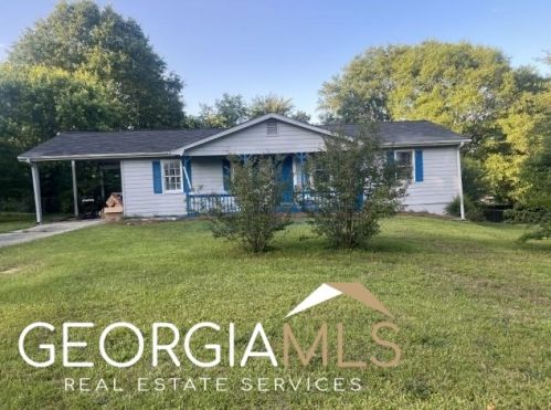 1740 Overlook Way, Conyers GA  30094-6255 exterior