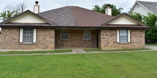 7727 Sable Ln, Fort Worth TX  76182-4677 exterior