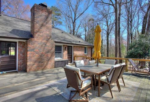 4624 Rivercliff Dr, Lilburn GA  30047-4735 exterior