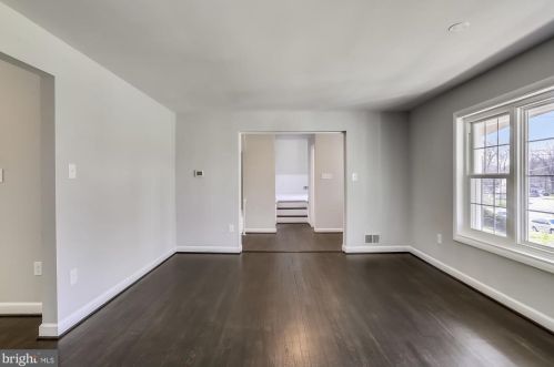 11744 Lovejoy St, Silver Spring MD 20902-1632 exterior