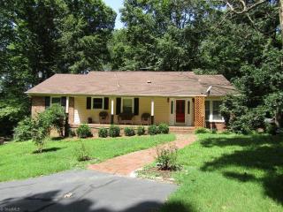 4818 Tumbleweed Dr, Greensboro, NC 27407-8033