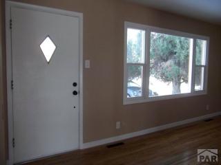 2123 Hollywood Dr, Pueblo, CO 81005-2705