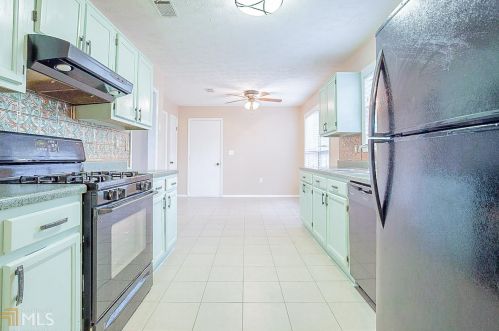 1066 Plantation Way, Conyers GA  30094-4124 exterior