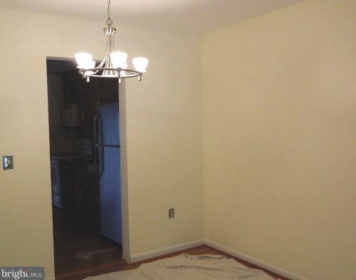 9039 Giltinan Ct, Springfield VA  22153-1138 exterior