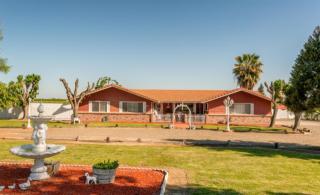 2228 Magnolia Ave, Caruthers, CA 93609-9737