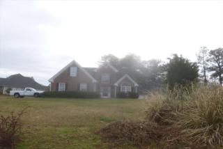622 Red Tip Ln, Loganville, GA 30052-8905