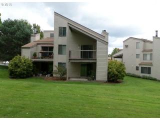 9925 Trapper Ter, Beaverton, OR 97008-7808