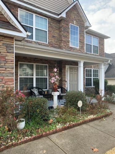 1830 River Shoals Dr, Conyers, GA 30012-6631