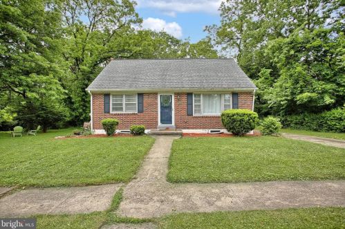 2401 Thornton Rd, Harrisburg, PA 17109-1823