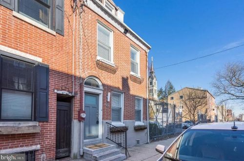 1026 Lawrence St, Philadelphia, PA 19123-1418