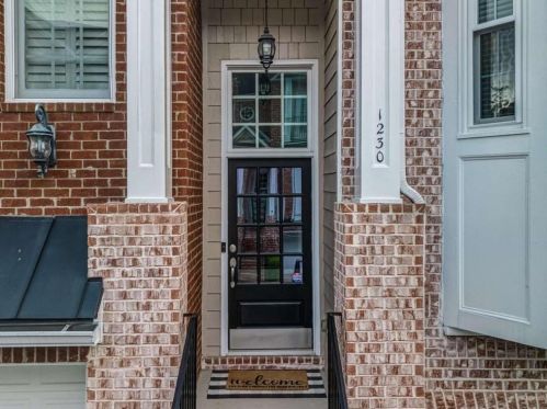 1230 Creekside Pl, Smyrna, GA 30082-4882