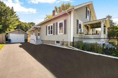 45 Harris Ave, Warren, RI 02885-2304