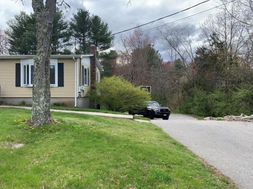 47 Pound Rd, Westerly, RI 02891-5802