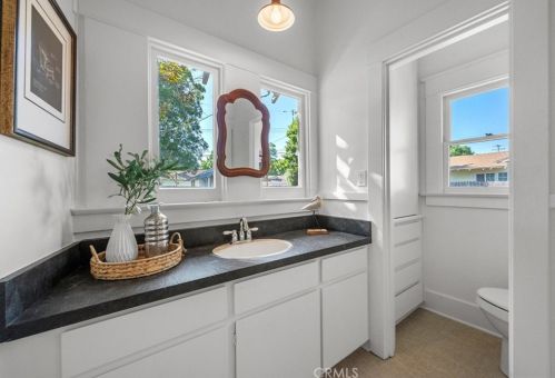 2620 Flower St, Santa Ana CA 92706-1930 exterior