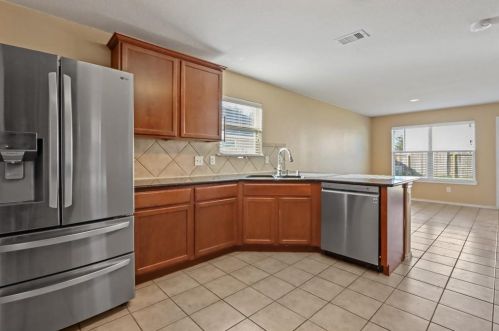 2002 Collins Rose Ct, Richmond TX  77469-5757 exterior