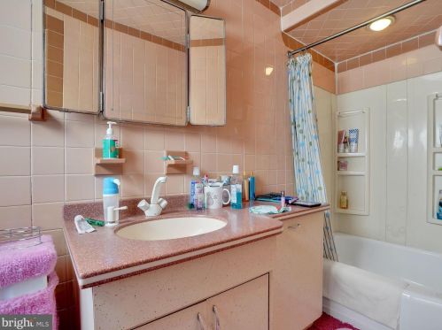 1407 Mount Hope Ave, Primrose PA 17901-1420 exterior