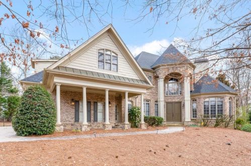 5707 Allee Way, Braselton, GA 30517-6200