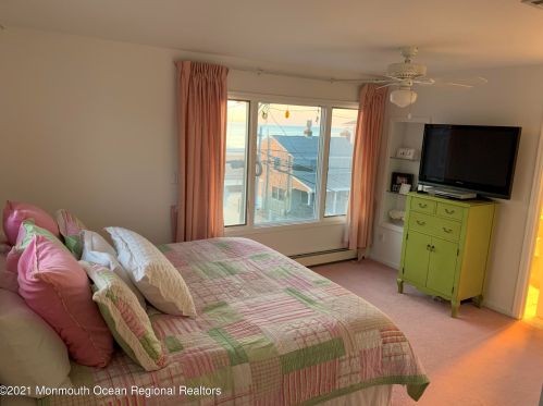 11 Beach Way, Lavallette NJ  08735-1900 exterior