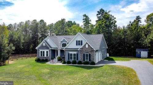 563 Fleeter St, Mineral, VA 23117