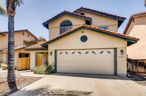 11746 Avenida Marcella, El Cajon, CA 92019-4058