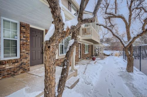 7176 Bentley Cir, Englewood, CO 80112-1186