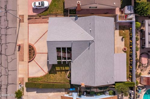2207 Yosemite Ave, Simi Valley, CA 93063-3538