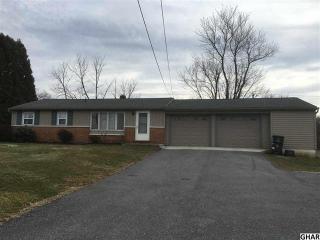 1594 Newville Rd, Carlisle PA  17015-8957 exterior