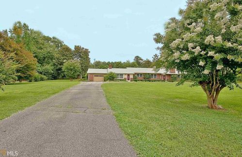63 Franklin Rd, Newnan, GA 30263-1354