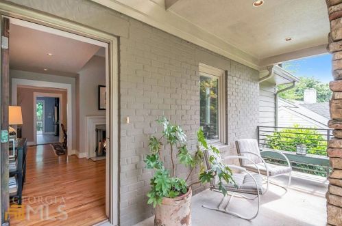 475 Hascall Rd, Atlanta GA  30309-2225 exterior