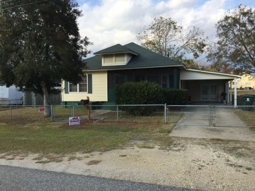 408 D St, Erwin, NC 28339-2739