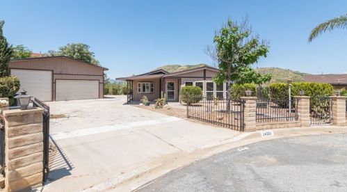 24350 Wagon Wheel Ln, Wildomar, CA 92595-9162