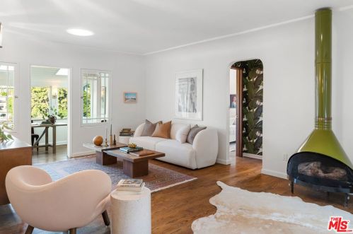 1520 Columbia Dr, Glendale CA  91205-3508 exterior