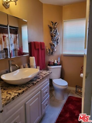 605 Burris Ave, Compton, CA 90221-2841