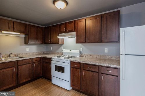 121 Vine St, Lancaster PA  17602-3517 exterior