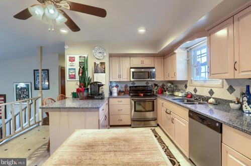 3601 Middleboro Rd, York PA  17315-4466 exterior