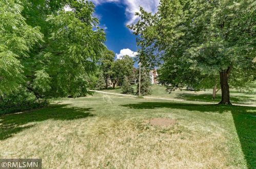 805 Brookline Ave, Saint Paul MN  55119-5317 exterior