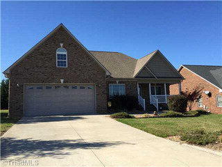 1031 Bradford Ln, High Point, NC 27263-3099