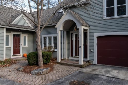 25 Hawthorne Village Rd, Nashua, NH 03062-2267