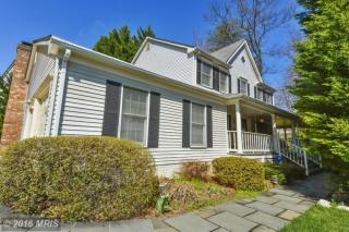 10200 Grovewood Way, Fairfax, VA 22032-3251