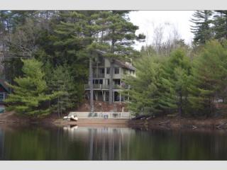 44 Eidelweiss Dr, Madison, NH 03849-5637