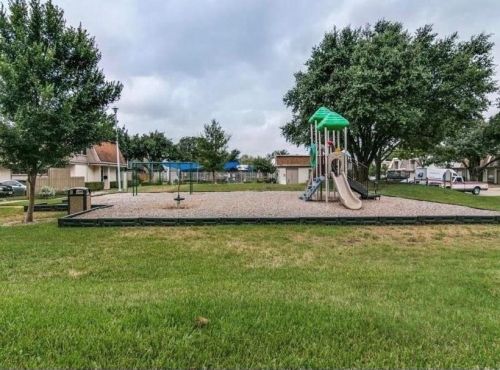 4708 Place One Dr, Garland TX  75042-4556 exterior