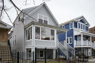 4316 Whipple St, Chicago, IL 60618-1316