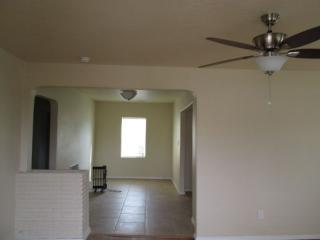 800 Vassar Dr, Albuquerque NM  87106-2726 exterior
