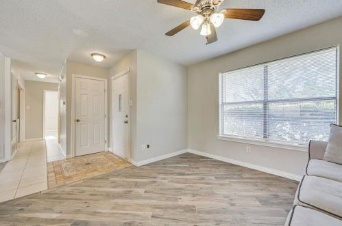 2008 Arles Ln, Carrollton TX  75007-2205 exterior