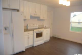 4787 Satter Dr, Salem, OR 97305-3646
